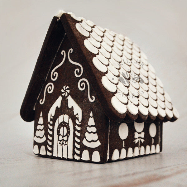 Tiny Gingerbread House Mug Hugger Cutter Set - Evil Cake Genius
