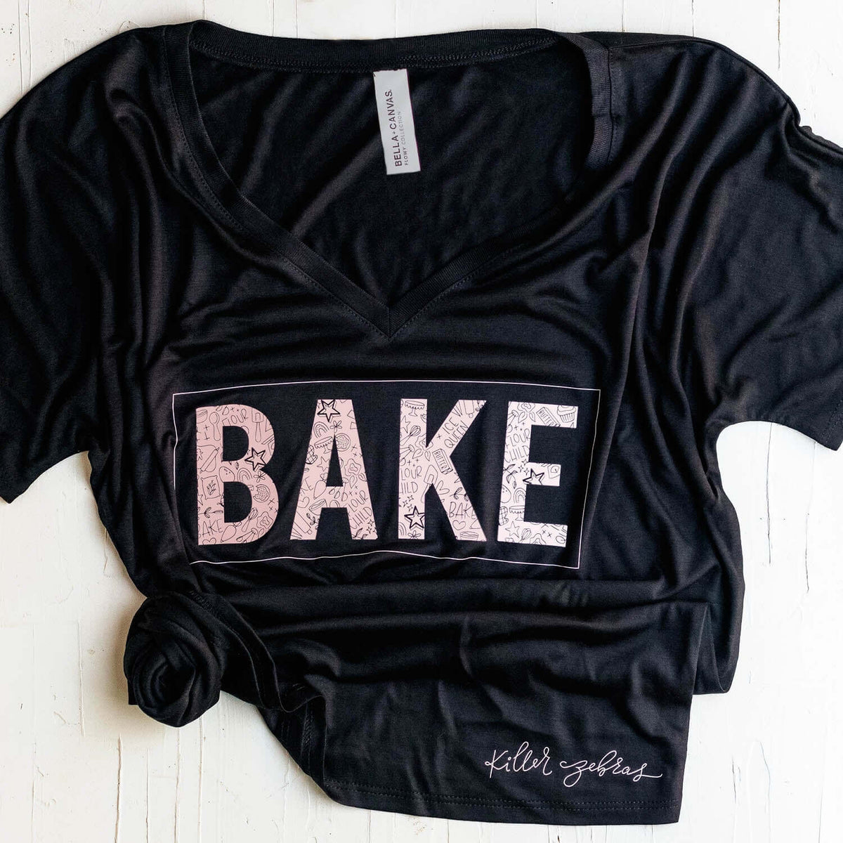 Shirts BAKE Flowy Black V-Neck Tee