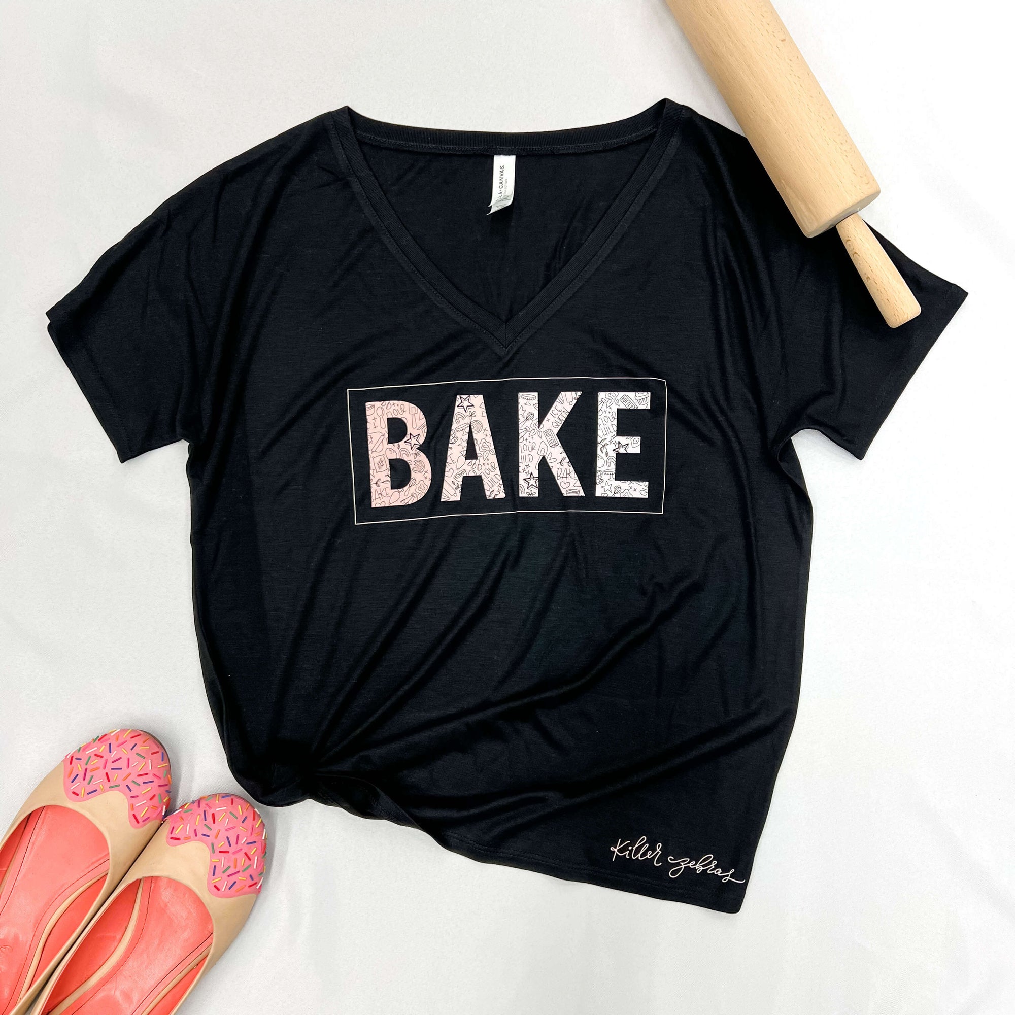 Shirts BAKE Flowy Black V-Neck Tee