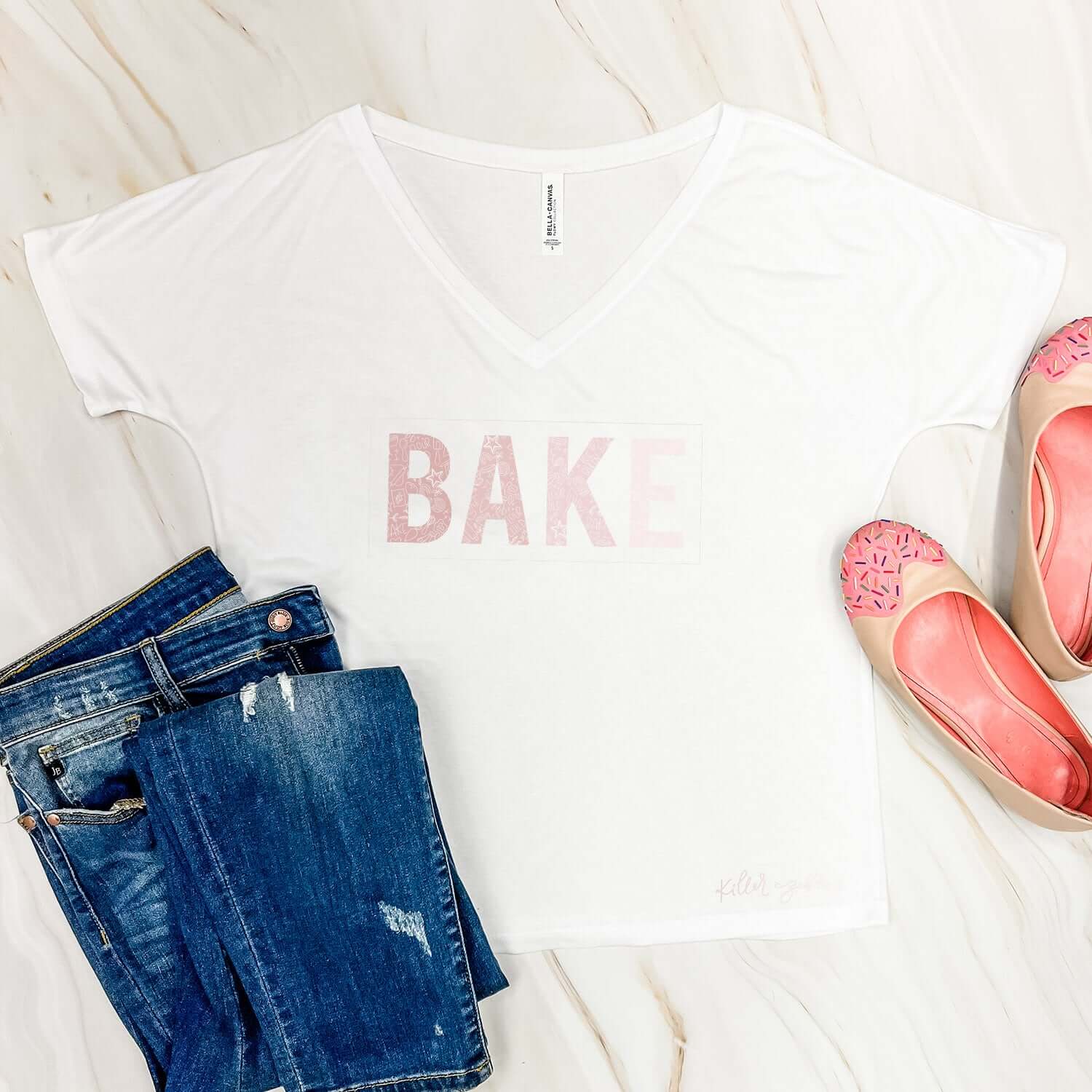 Shirts BAKE Flowy White V-Neck Tee